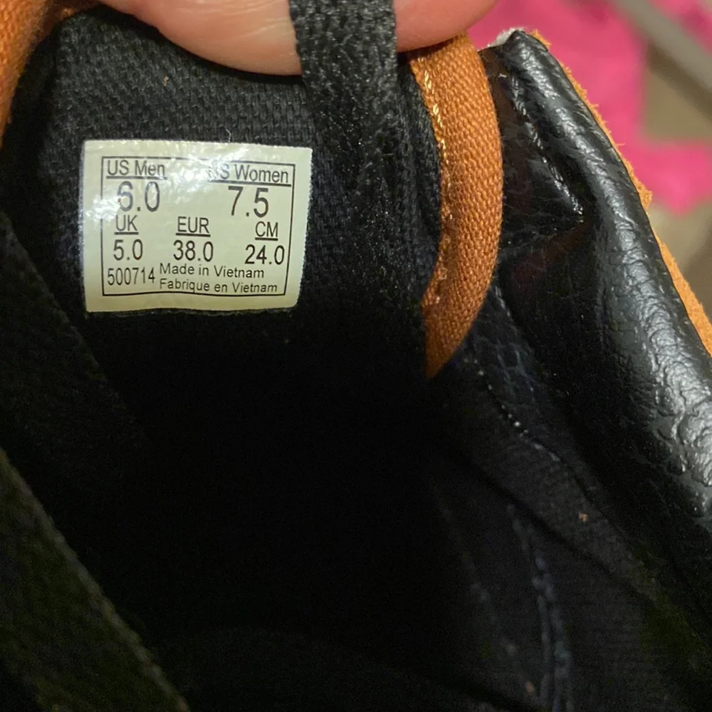 Vans - Picture 4 of 4